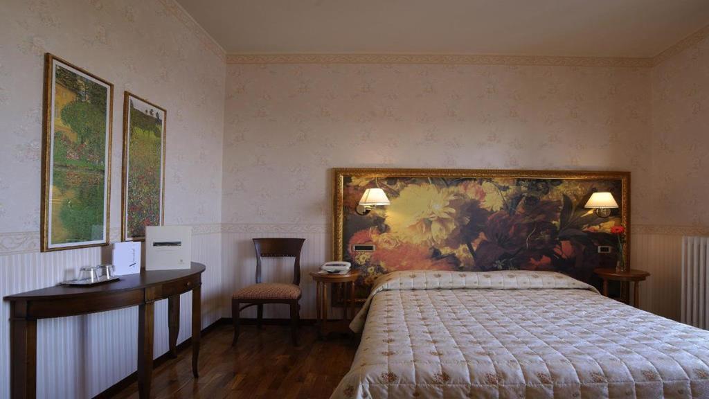 Hotel Zunica Ospitalita Dal 1880 Civitella Del Tronto Exterior foto